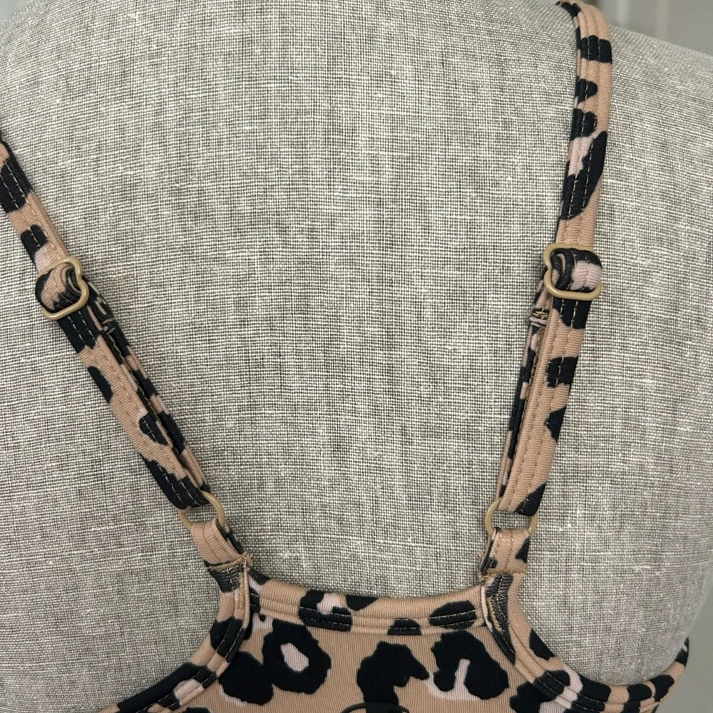 NWT! Champion Women’s Leopard Rose Athletic Sports Bra Size Small - Picture 6 of 12